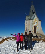 60  Al monumento del Redentore in vetta al Guglielmo (1957 m)